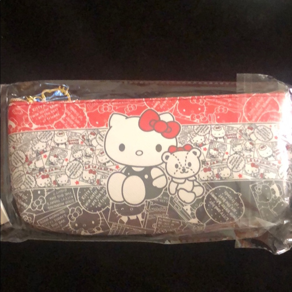 Hello Kitty - Picture 5 of 6